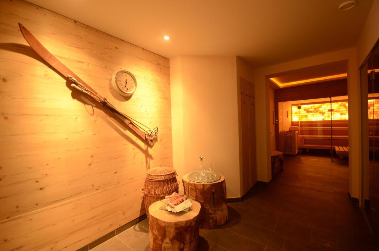 Lech Valley Lodge Warth  Bagian luar foto