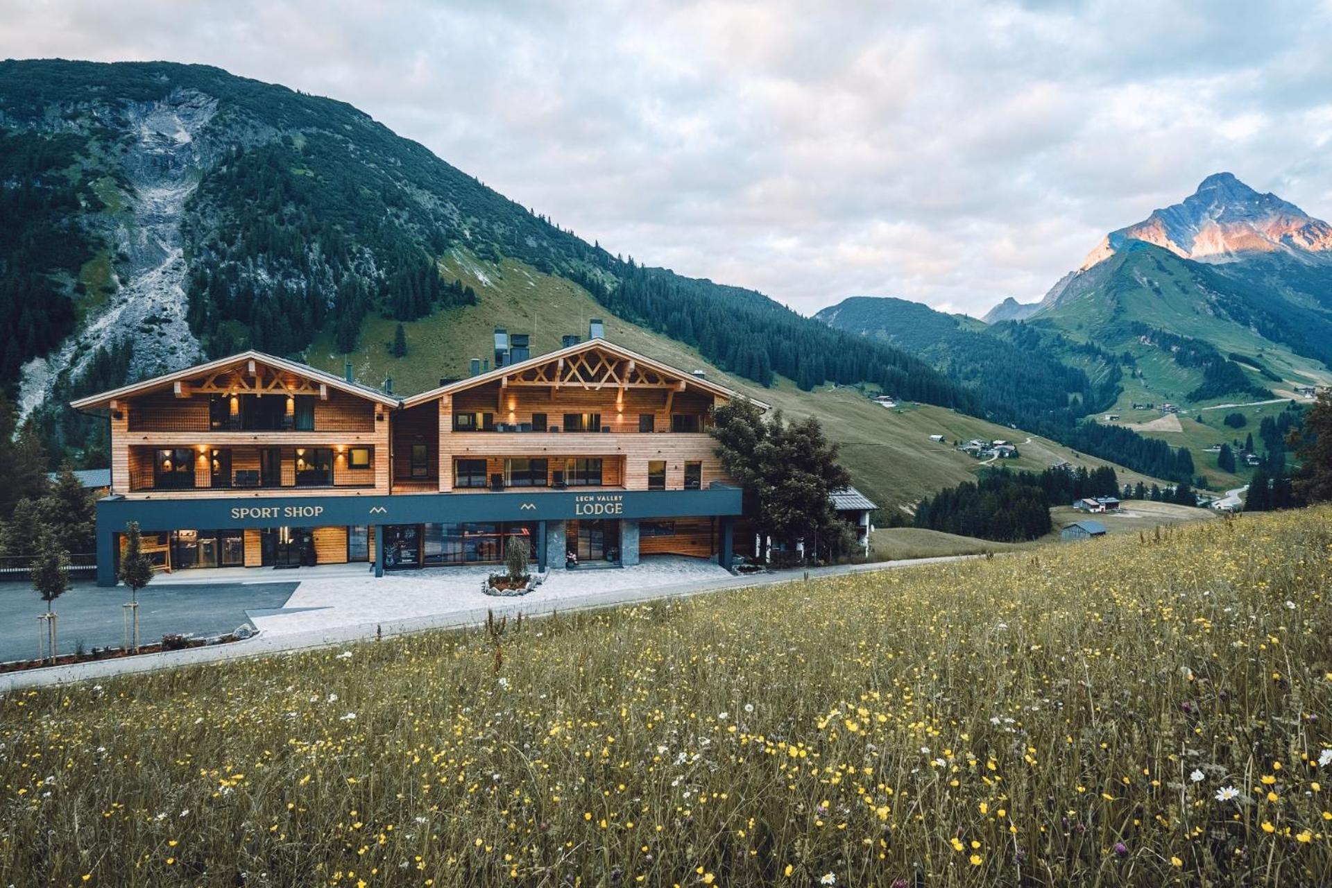 Lech Valley Lodge Warth  Bagian luar foto